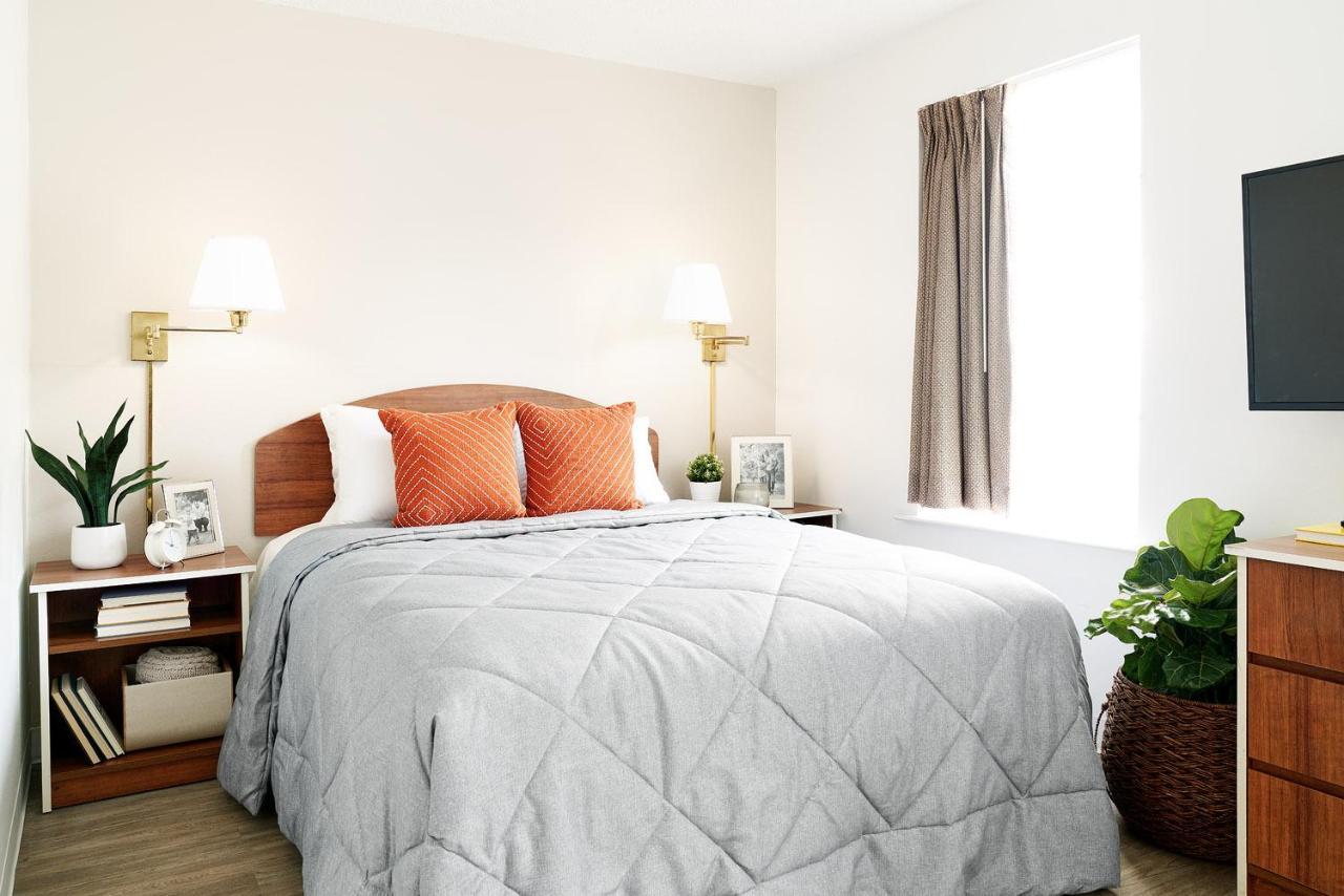 Intown Suites Extended Stay Arlington Tx - Oak Village Exteriör bild